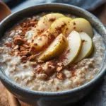 Overnight Oats with Cinnamon and Pear